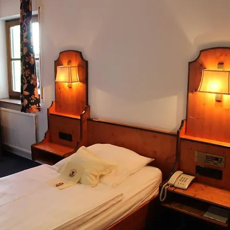 Hoefler 뉘른베르크