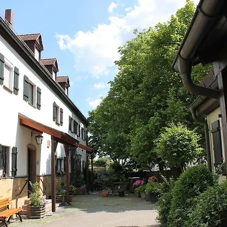 Hoefler Nuremberg