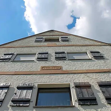 Hoefler 3* Norimberk